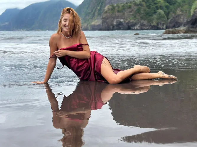 Thumbnail Red Fox & Michelle H - Kratos20101 Explores ClassyPornstars