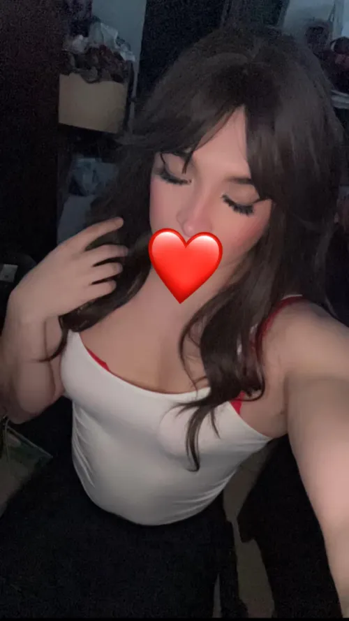 Thumbnail Addicted to Girly: A Personal Journey | sissyfemnaomi