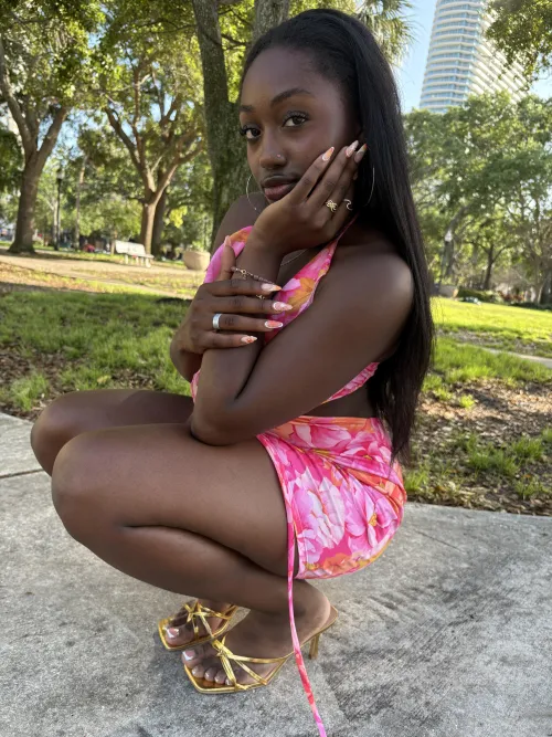 Thumbnail Due_Initial_30 Showcases Admirable Nails and Toenails | nailFetish