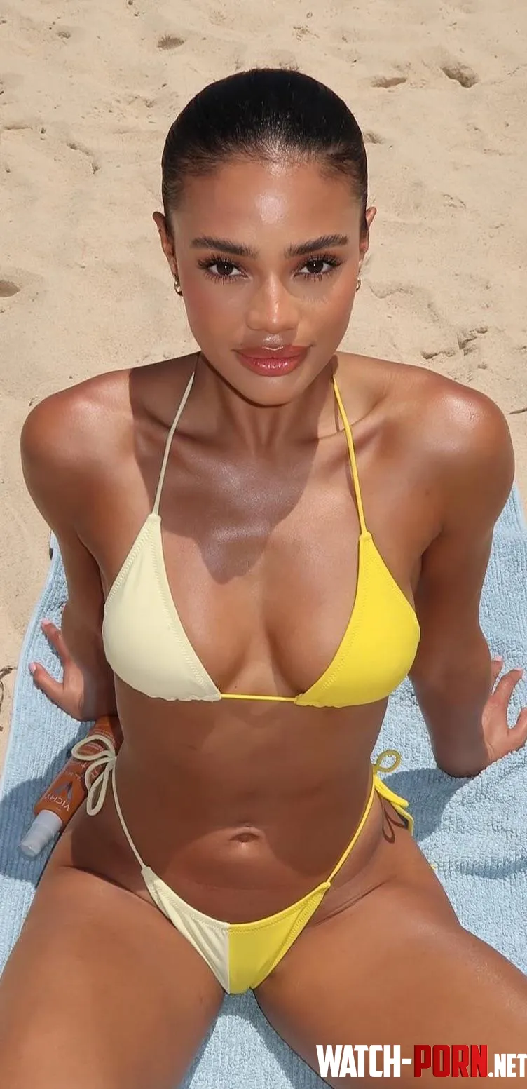 Yellow bikini by kiwison3