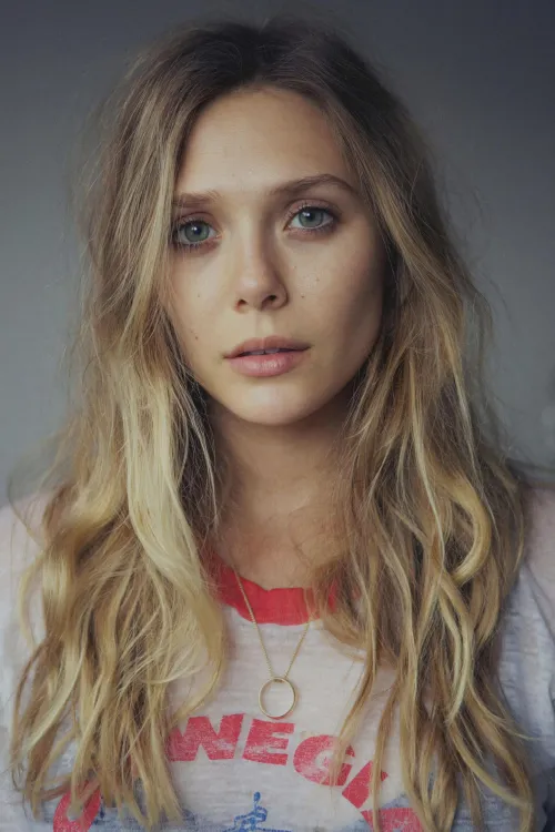 Thumbnail Elizabeth Olsen: A Stunning Presence | Only-Screen-2735
