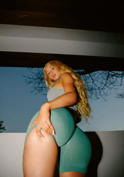 Thumbnail Iggy Azalea by No_Director_1
