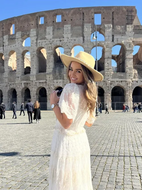 Thumbnail Karla Tracey in Phantom Of The Opera: A Stunning Presence in the World of PrettyGirls