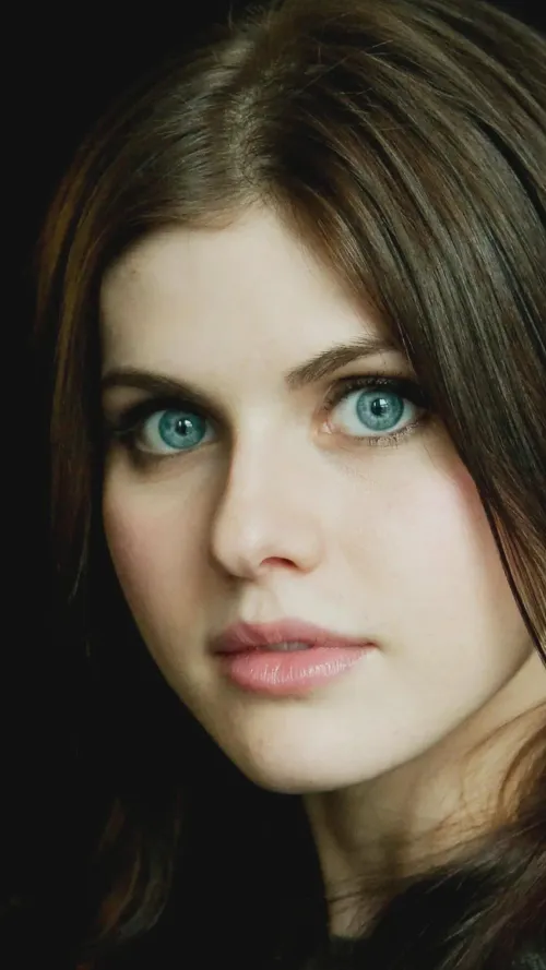 Thumbnail Alexandra Daddario: Unveiling Elegance in the PrettyGirls Universe