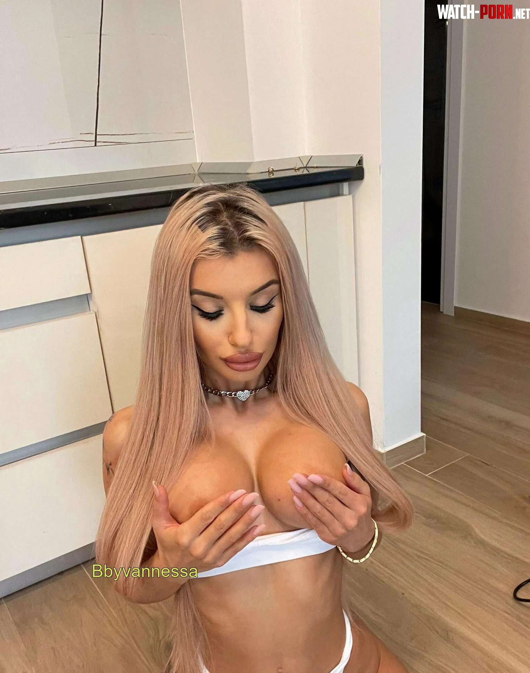 Id love to show you whats in my hands if youd give me permission to rub that bump down there by Bbyvannessa