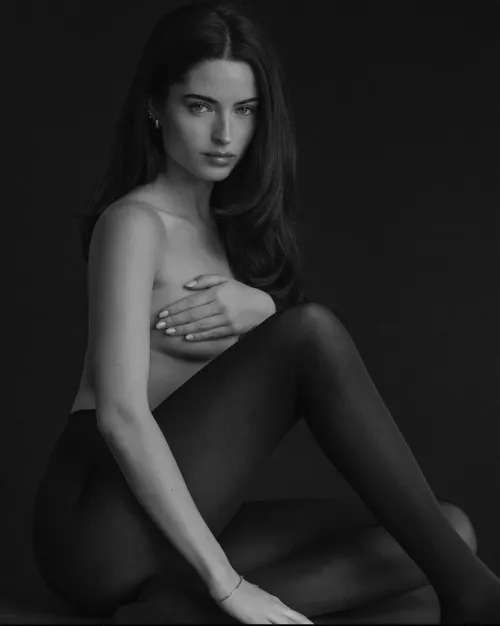 Thumbnail Unveiling the Secrets of Model Rene Murden by Sorry_Description_29