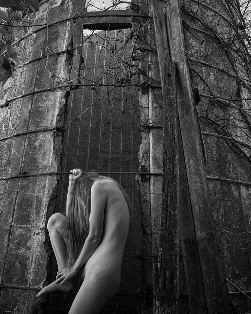 Thumbnail Exploring Silo's World: Artistry by Imagemaker723 in LaBeauteFeminine