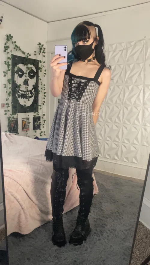 Thumbnail Goth Girls - Your Type? by twotoned4271 - GirlswithNeonHair