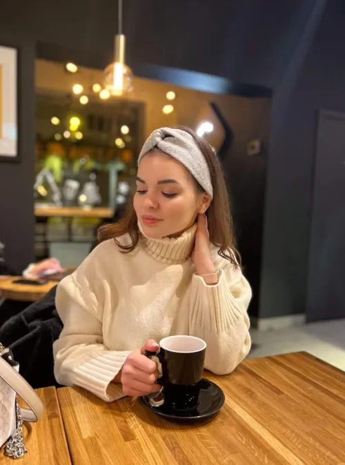 Thumbnail Classy and Hot: Journey with chloetravels07 in the Classy Girls Category