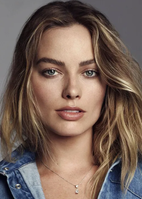 Thumbnail Margot Robbie: A Showcase of Glamour in the PrettyGirls Domain