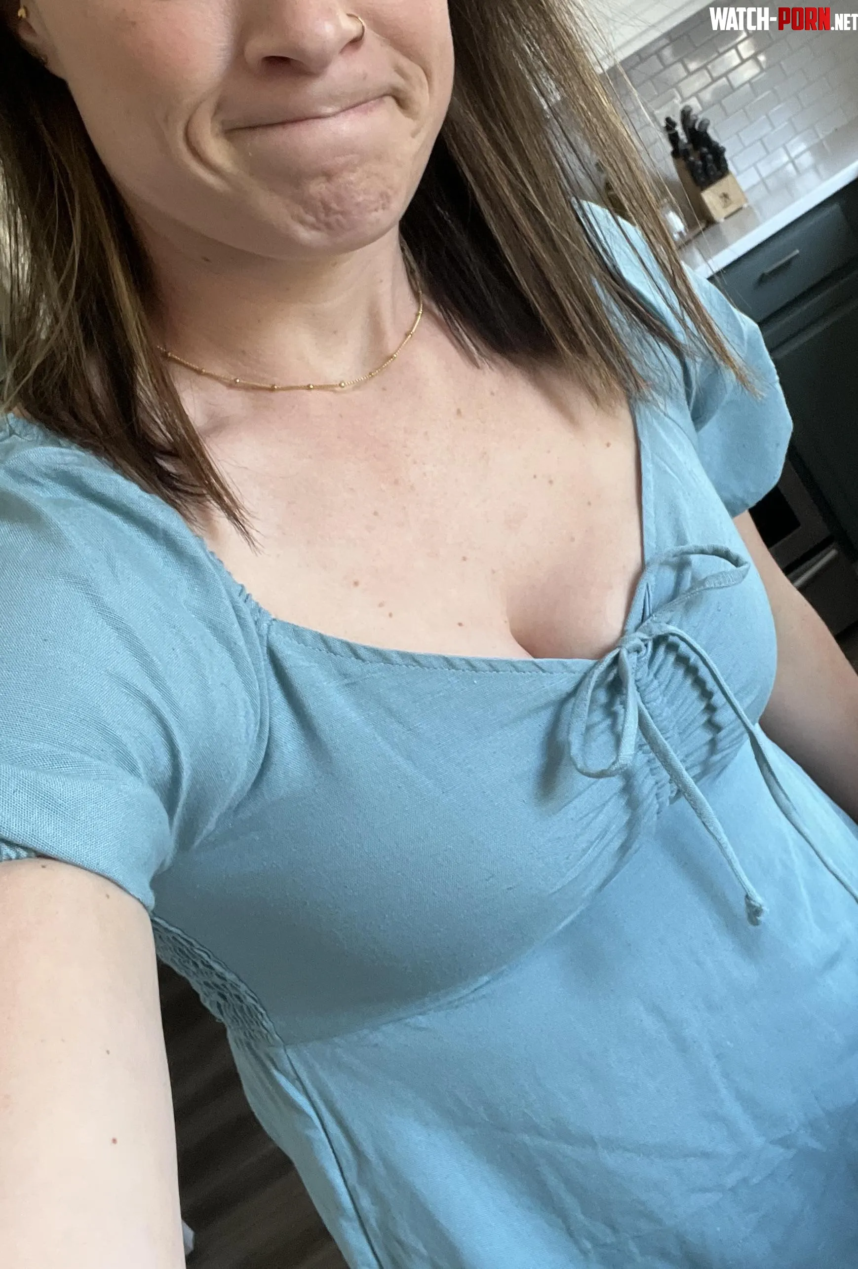 In the kitchen waiting for a surprise by SapphireMonroexx