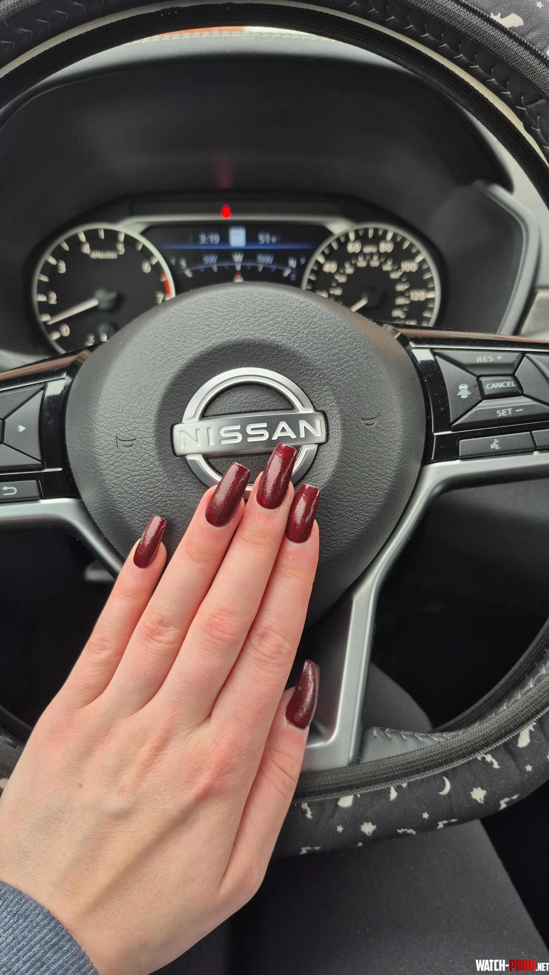 Look at how pretty My nails look you wanna submit for them like a good boy dont you shrimp  by feralpossum67