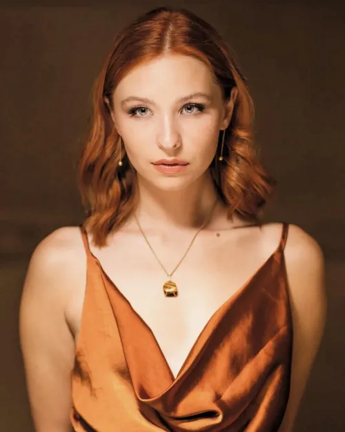 Thumbnail Meet Storm Steenson: A True Beauty by Big_Engine_1985 | gentlemanboners