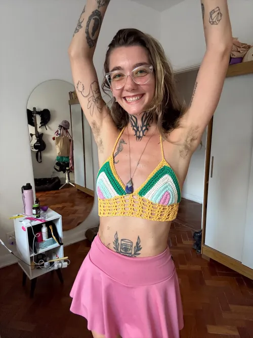 Thumbnail Breaking Beauty Standards: Confidence with Hairy Armpits by indieonline