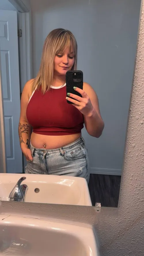 Thumbnail MissTaylorLaurenxo Discloses a Preference for Rough Play