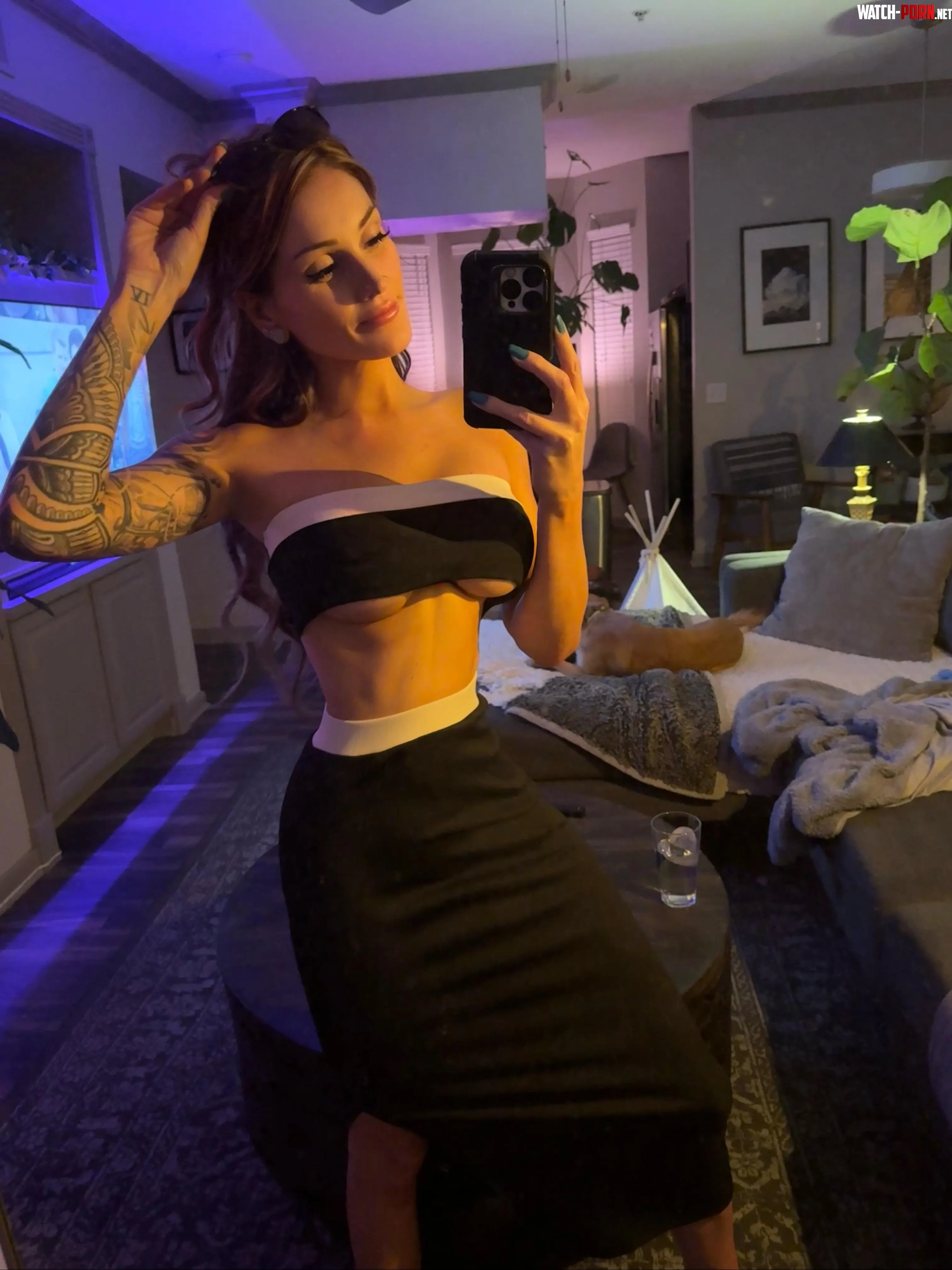 Serving face body and a little bit of danger by sjoyyy