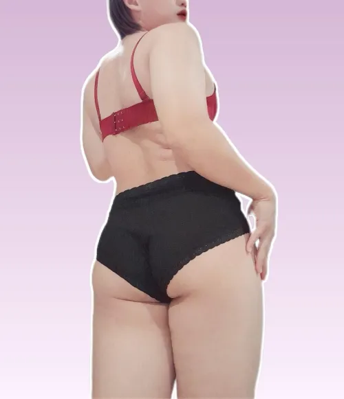Thumbnail HotChubbySiss: Bedtime Delights Await | Asiansissification Category