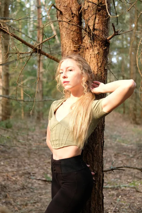 Thumbnail Enjoy the Sun with Artanni55's Girly Croptop Look