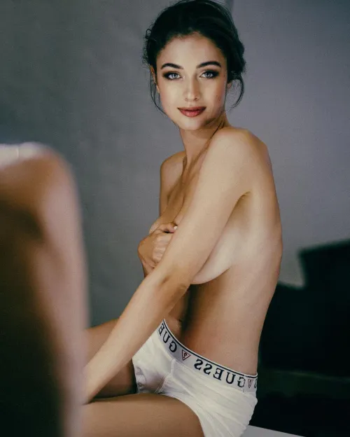 Thumbnail Celebrity Allure: Anastasiia Sin's Attraction