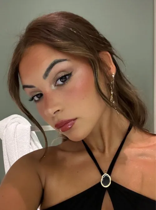 Thumbnail Gabriela Moura's Beauty Explored by Ken789gh