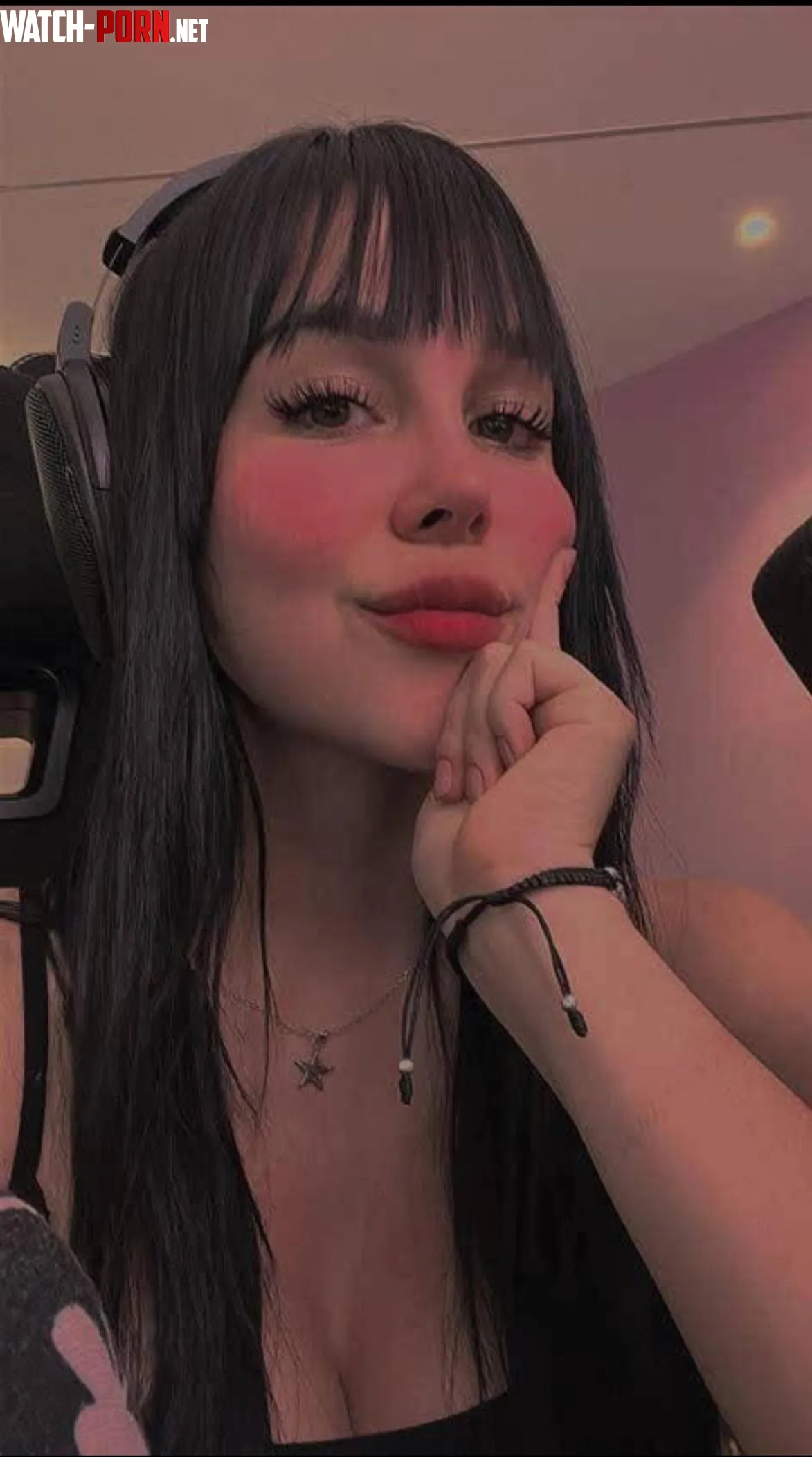  if im correct shes a spanish streamer but I cant recall her name by hydrofufu420