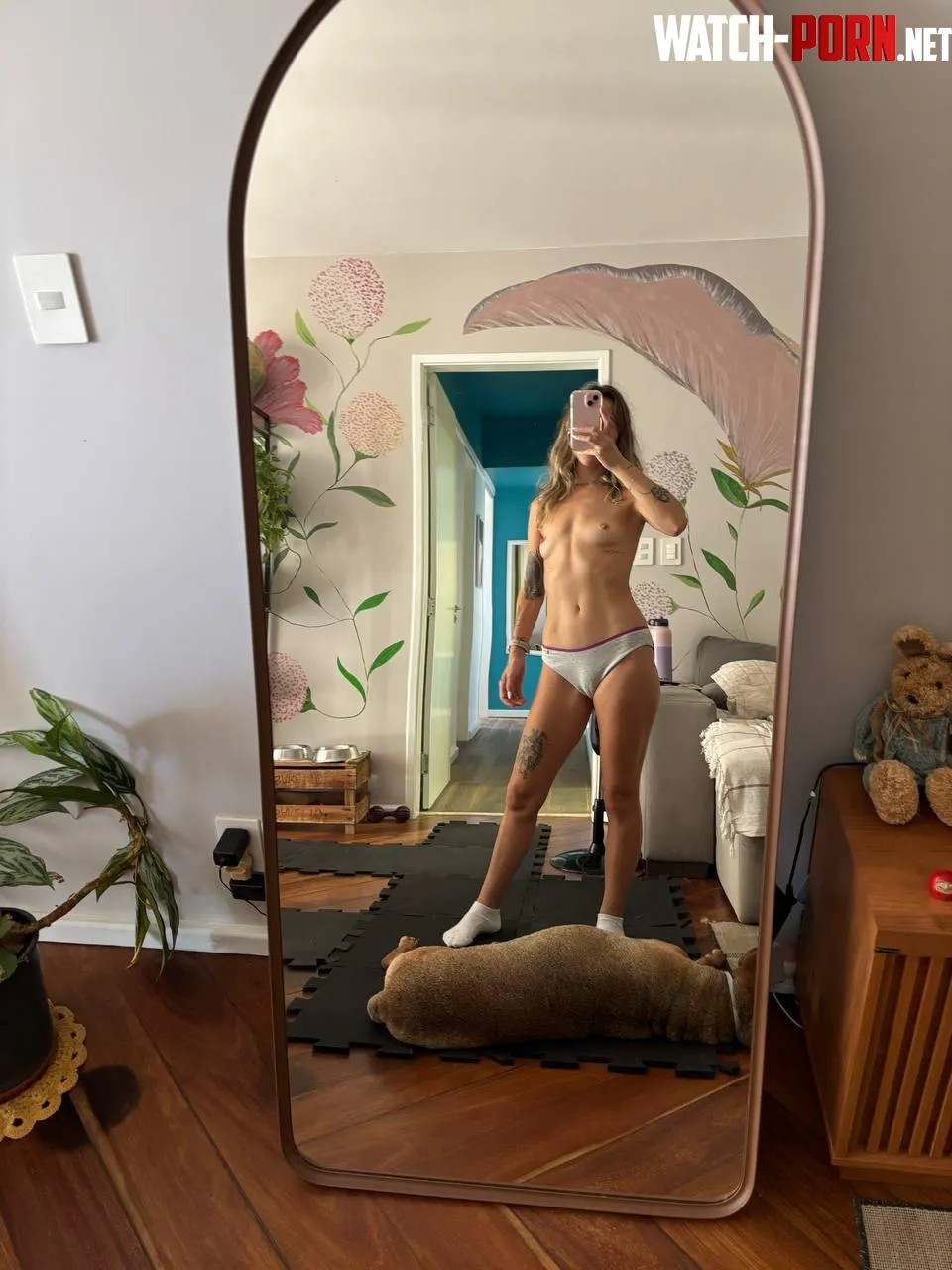 What do you think about my mirror selfie be honest by slutsunflower