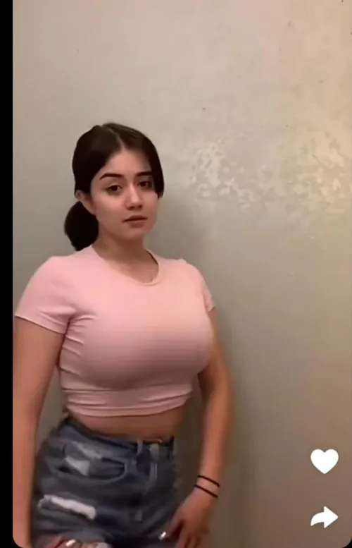 Thumbnail Unveiling the Mystery: Who is she? Insights by bongdkm