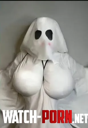 Anyone know who she is by Jhfeq