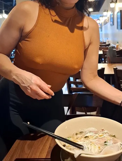 Thumbnail Sensual Tease: Enjoy a Soup and Some Pokies - Braless_babe