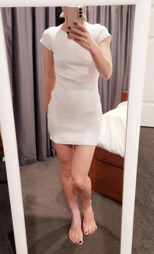 Thumbnail UVAus Stuns in Braless Beauty in a White Dress