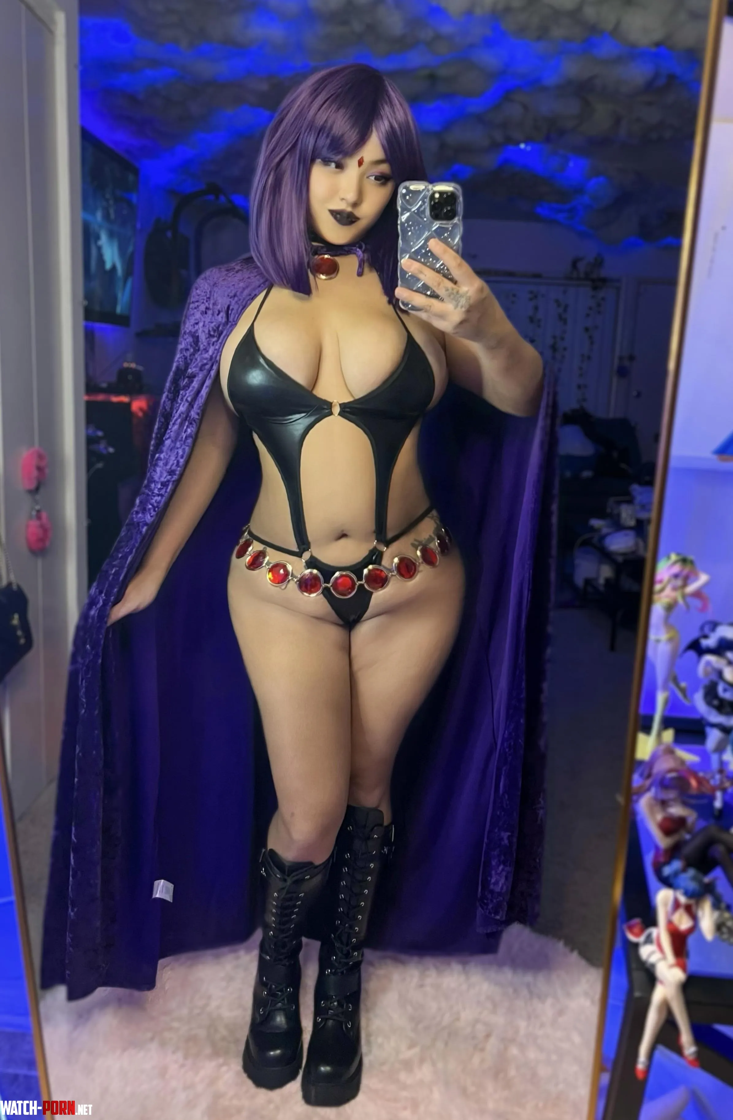 Are you into goth cosplay girls by jezlenerae
