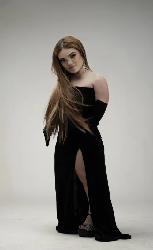 Thumbnail Fairyanx Models the Perfect Dress for the Shoot: Explore Now