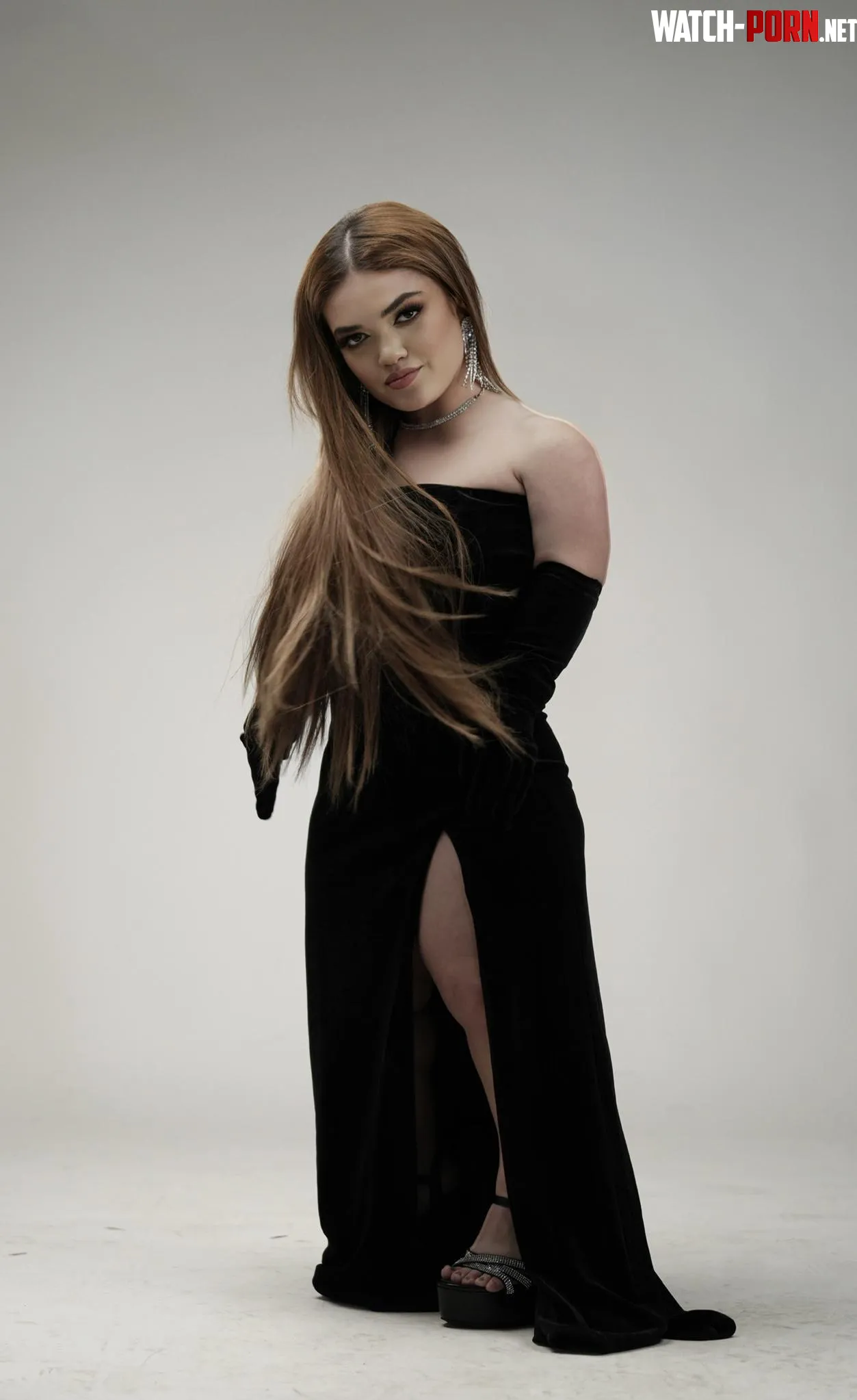 My dress for the shoot 3ft 11 by Fairyanx
