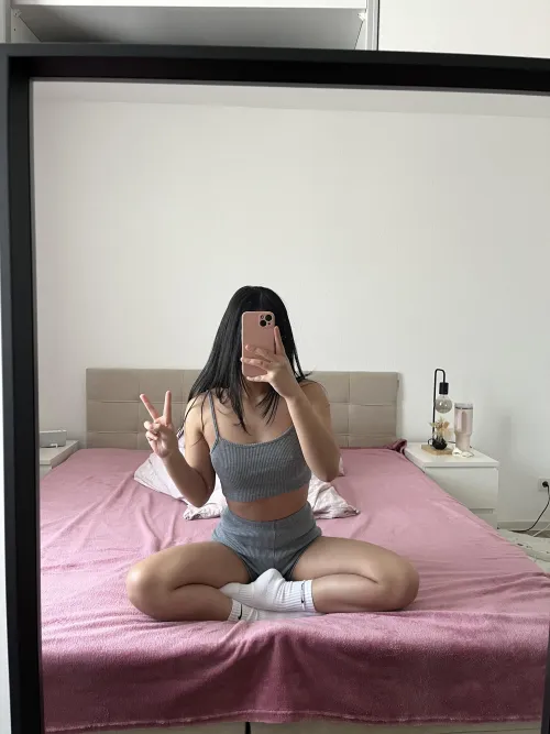 Thumbnail Comfortable Comfy Temptation: Pandakikii's Journey