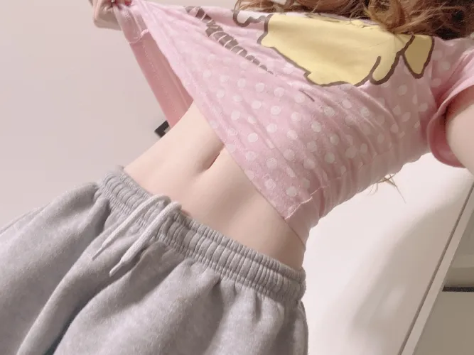 Thumbnail Confident Elegance - Distracting You with My Way by Sweeetsunshine_, Croptopgirls
