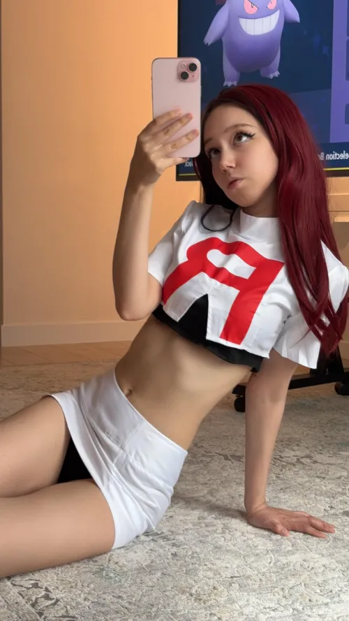 Thumbnail Nanna Pita Shines in Jessie Cosplay: A Cospalygirls Triumph