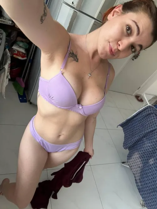 Thumbnail Yes or No: The World of Armpit Fetish with Business-Slice-5990