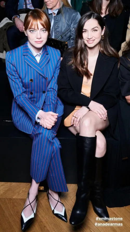 Thumbnail A Celeb Duo Comparison: Emma Stone vs. Ana de Armas