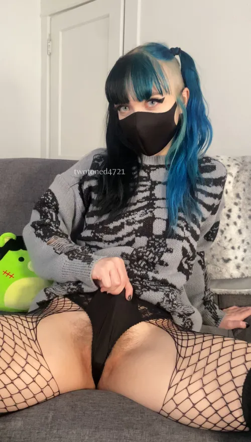 Thumbnail Hair Play: twotoned4271's Unique SceneGirls Revelations