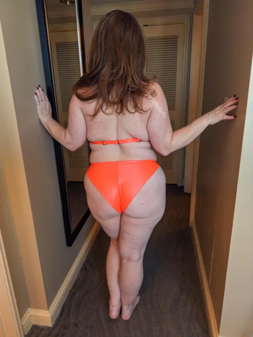 Thumbnail My curves eat these straps by perfectwife_4u