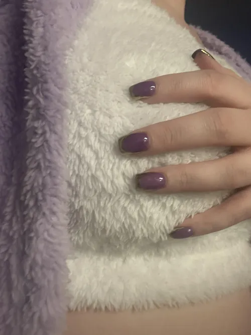 Thumbnail Sweet and Unreachable: Navigating Nail Fetish Desires