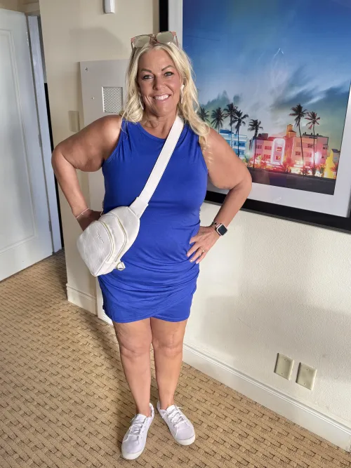 Thumbnail Professional_Form992 Steps Out in Style - TightDresses Outfit Inspo