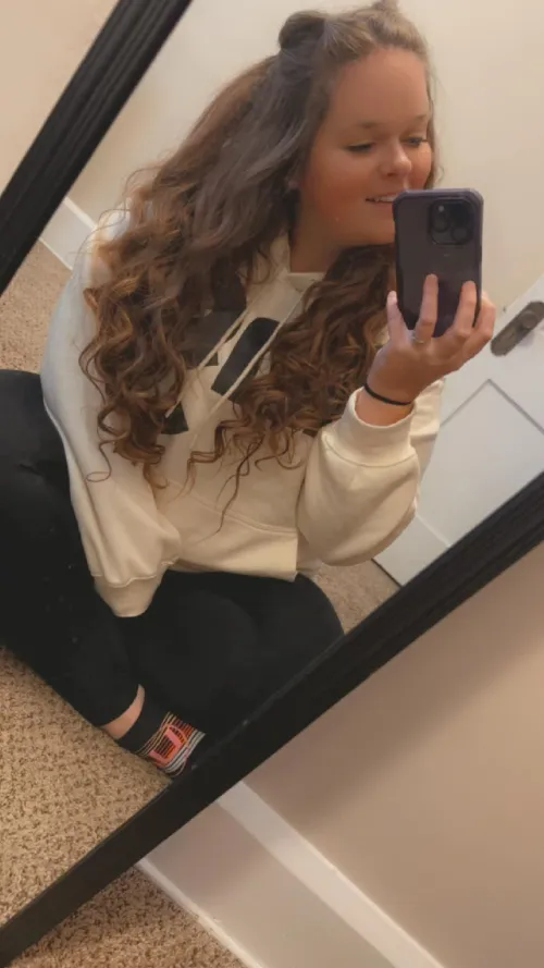 Thumbnail Weekend Vibes: MirrorSelfie by SexyCurvyPrincess