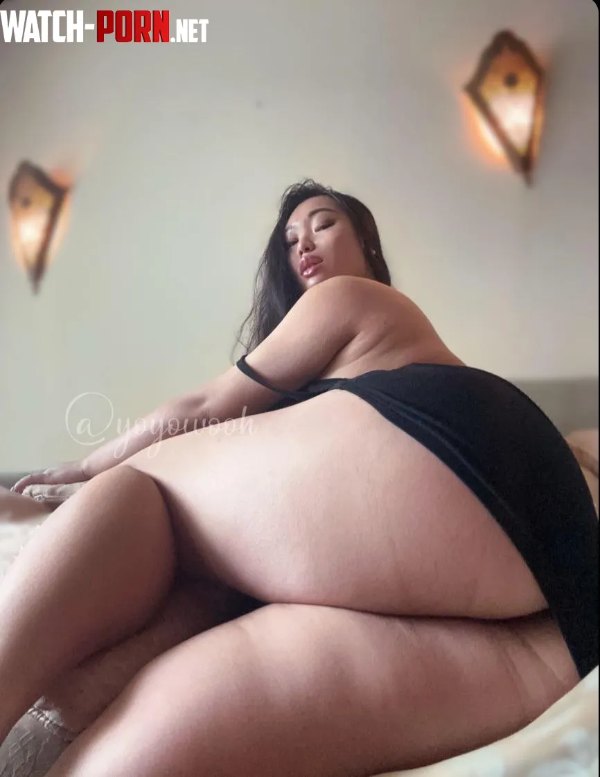 My dream is crushing someones head with my thick Asian thighs by yoyowooh