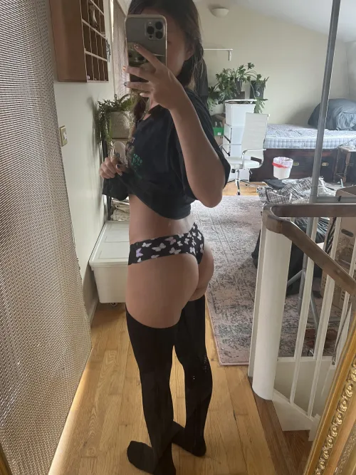 Thumbnail Let's Appreciate Cute Little Butts Together | allicat123ph