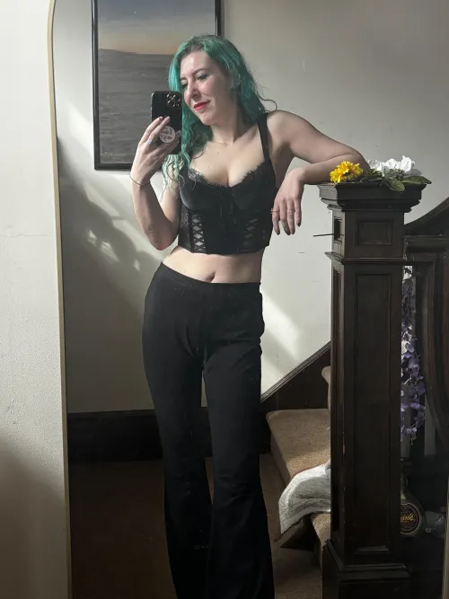 Thumbnail TGIF MirrorSelfie Fun with sirenskiss3 - Weekend Mood