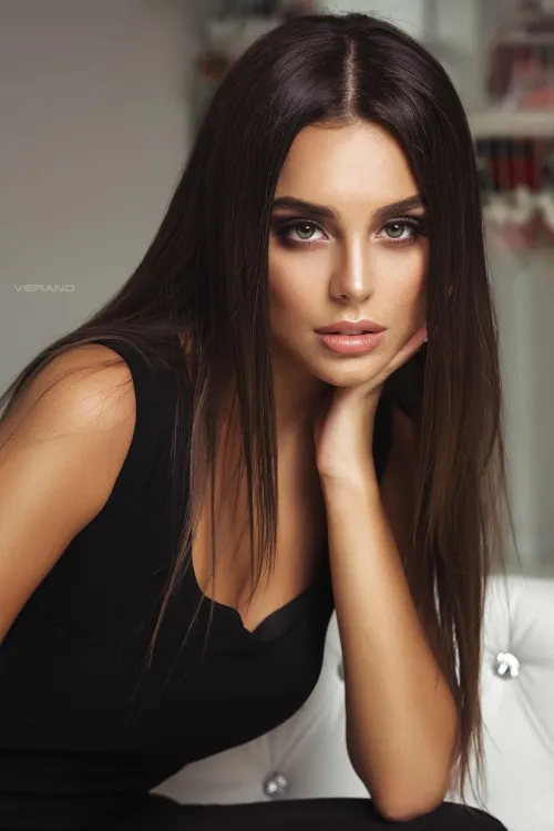 Thumbnail Anastasia Leonova: Beauty Personified | CarnageDeathMule