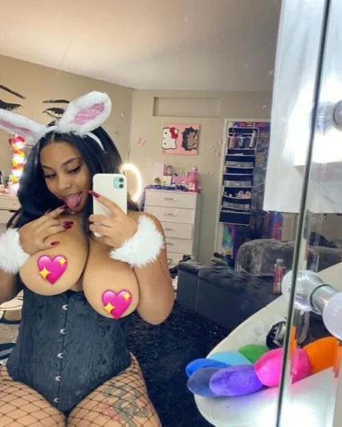Thumbnail Rabbit Thoughts Unveiled: Lingerie Edition