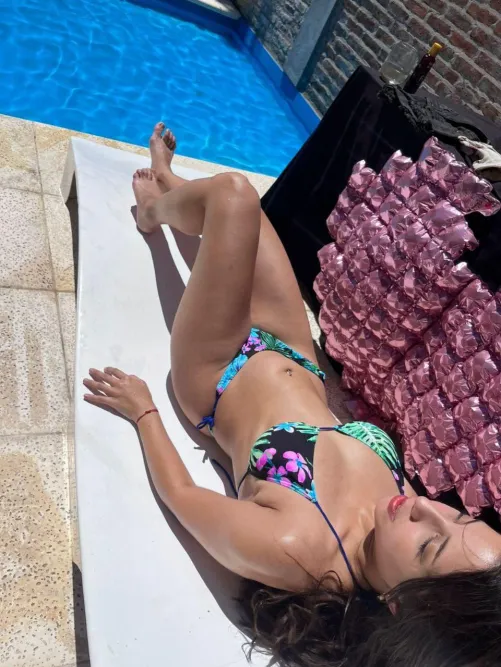 Thumbnail Stunning Bikini Babe Showcase by United_Soft456