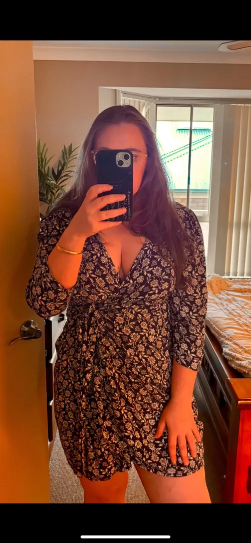 Thumbnail Seductive Invitation: Unwrap Me and Discover More